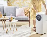 Aire acondicionado portátil, ideal para saber cómo poner un aire acondicionado sin salida al exterior. Enfría tu hogar sin obras.