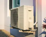 Unidad exterior de aire acondicionado, clave para entender la diferencia entre climatizador y aire acondicionado.