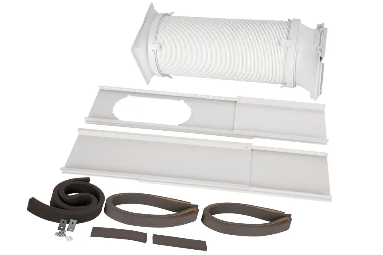 Kit para instalar aire acondicionado sin salida al exterior: manguera, paneles ajustables y sellos de espuma.